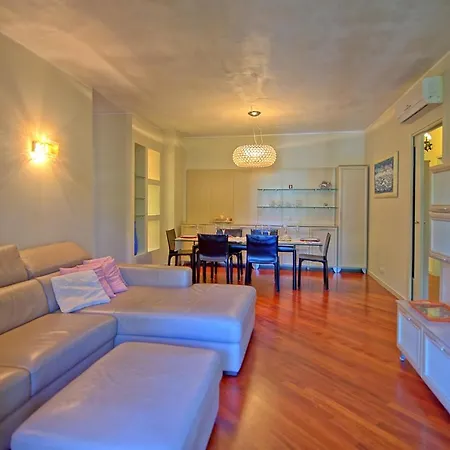 Ambasciata City Loft Ferienhaus Riccione